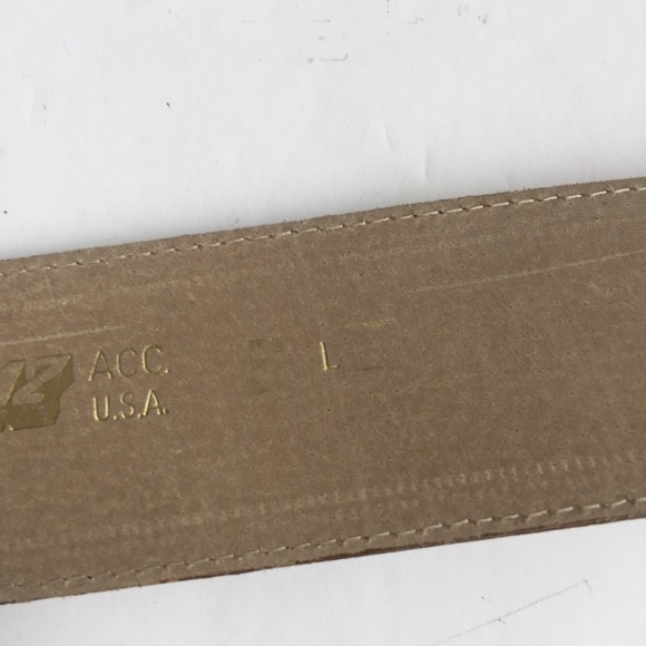 VINTAGE MZ ACC USA ANIMAL PRINT LEATHER BELT - Picture 6 of 10